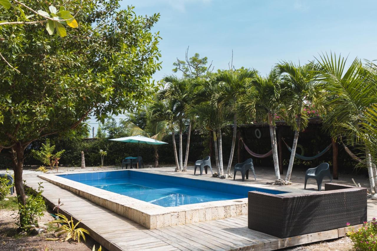 Amalife Beach Club & Hotel Tierra Bomba Luaran gambar