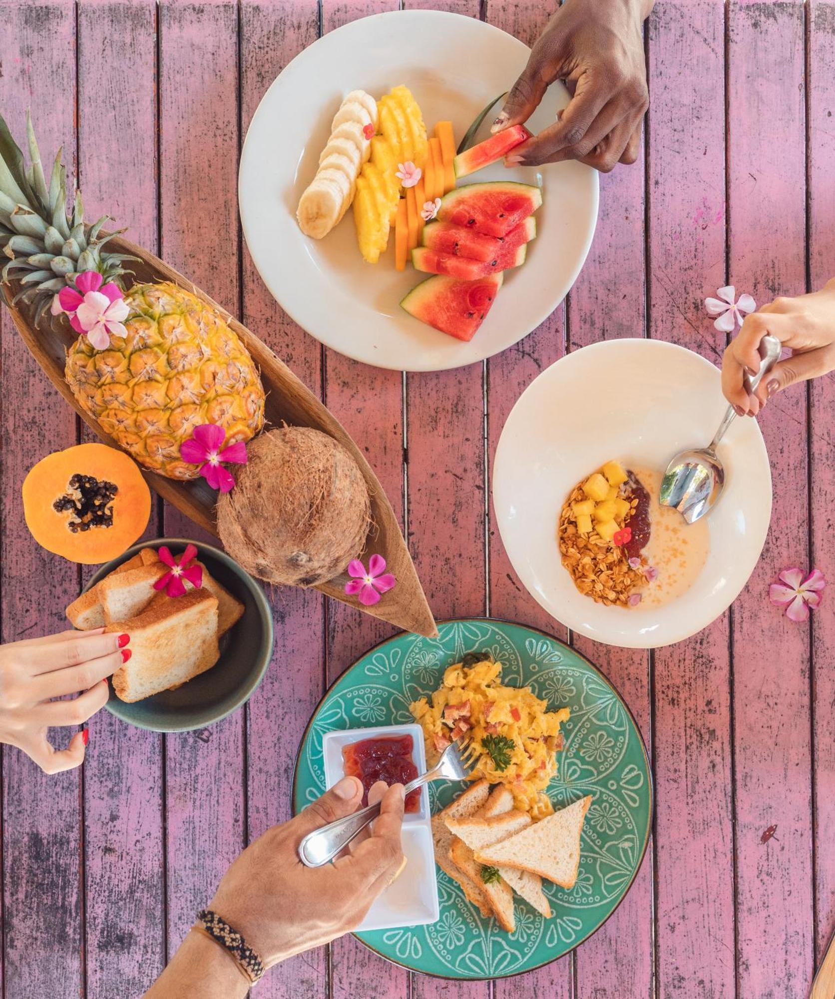 Amalife Beach Club & Hotel Tierra Bomba Luaran gambar