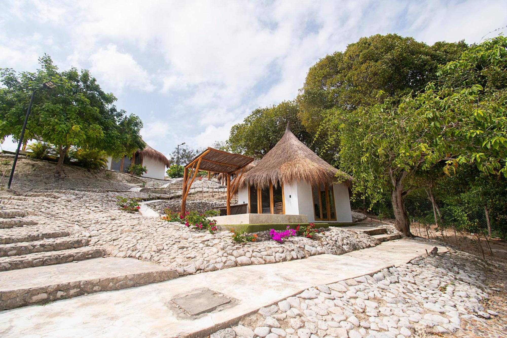 Amalife Beach Club & Hotel Tierra Bomba Luaran gambar