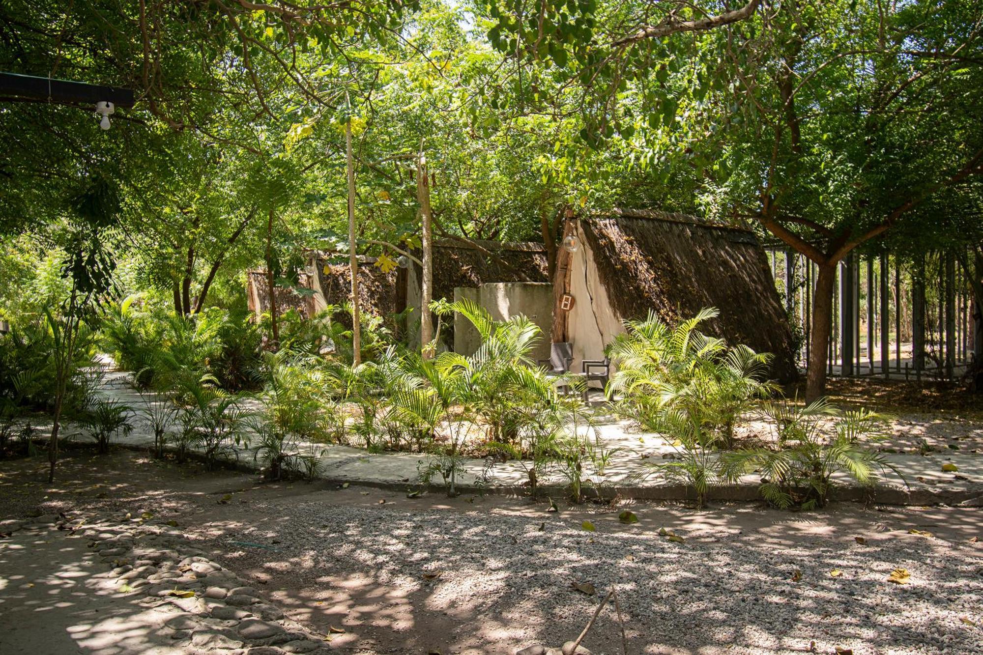 Amalife Beach Club & Hotel Tierra Bomba Luaran gambar